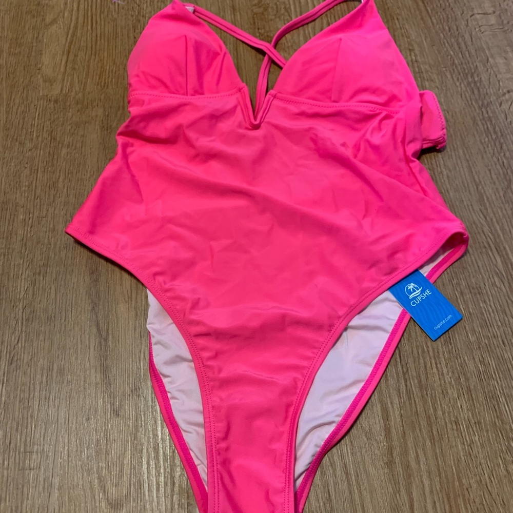 Cupshe Vibrant Pink One-Piece Swimsuit
